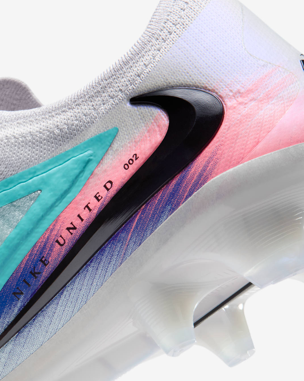 Phantom 6 Low Elite FG United 002