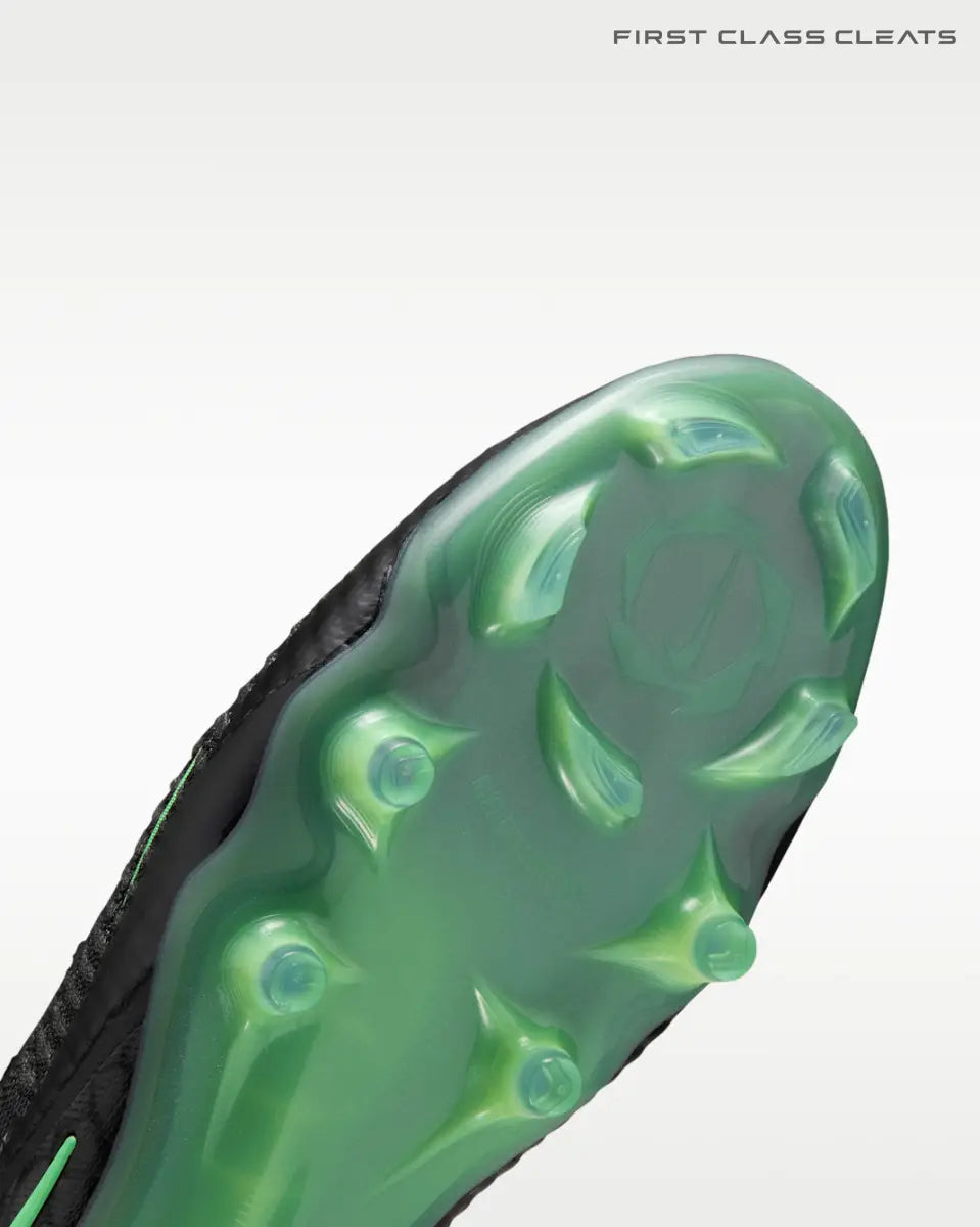 Phantom 6 Low Elite FG Black Pack
