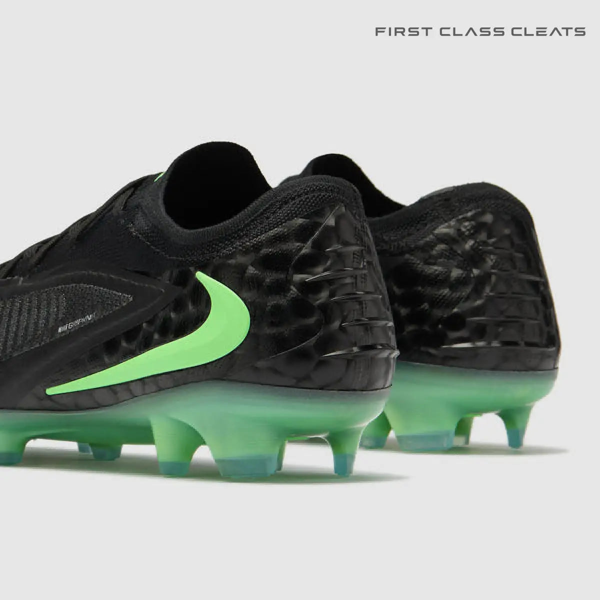 Phantom 6 Low Elite FG Black Pack